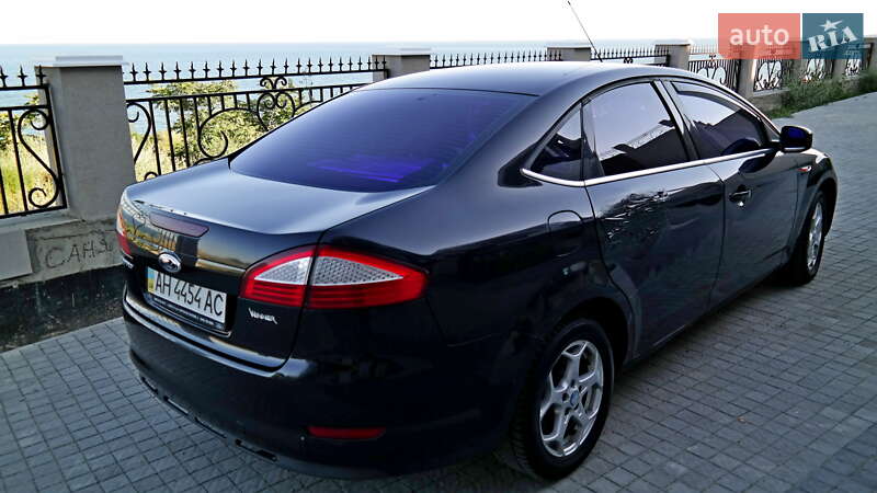 Седан Ford Mondeo 2010 в Одессе