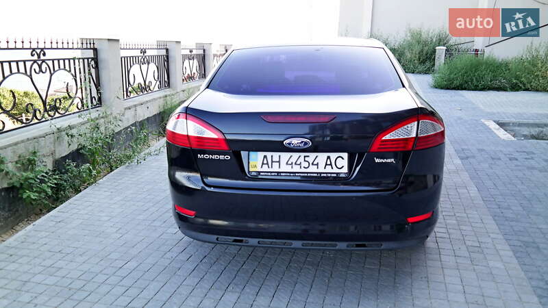 Седан Ford Mondeo 2010 в Одессе