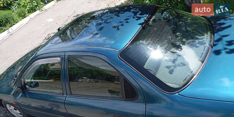 Седан Ford Mondeo 1993 в Теофиполе