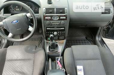 Седан Ford Mondeo 2006 в Києві