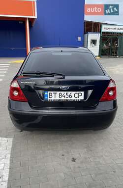 Седан Ford Mondeo 2004 в 