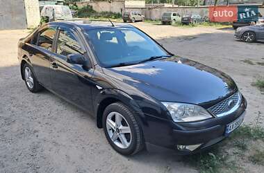 Лифтбек Ford Mondeo 2006 в 