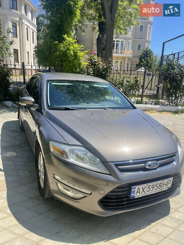 Седан Ford Mondeo 2012 в Одессе