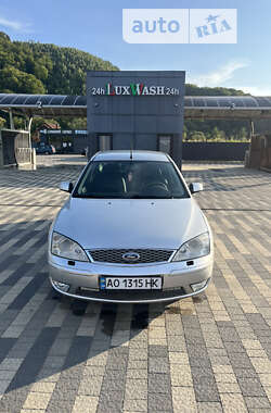 Седан Ford Mondeo 2006 в Сваляві