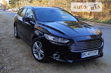 Седан Ford Mondeo 2015 в Львові