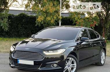 Седан Ford Mondeo 2015 в Днепре