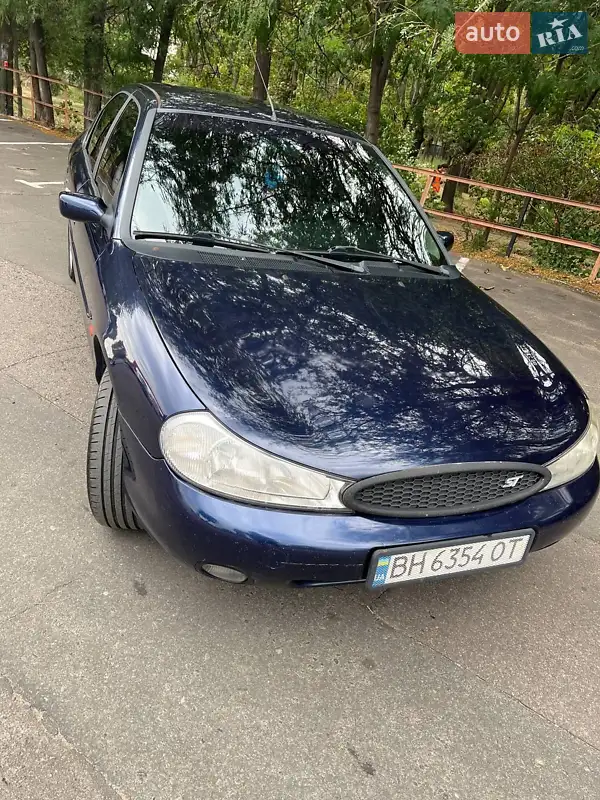 Ford Mondeo 2000