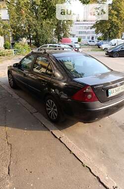 Седан Ford Mondeo 2004 в Киеве