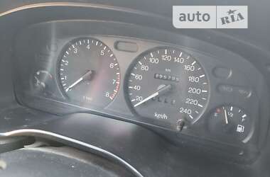 Лифтбек Ford Mondeo 1995 в Гайсине