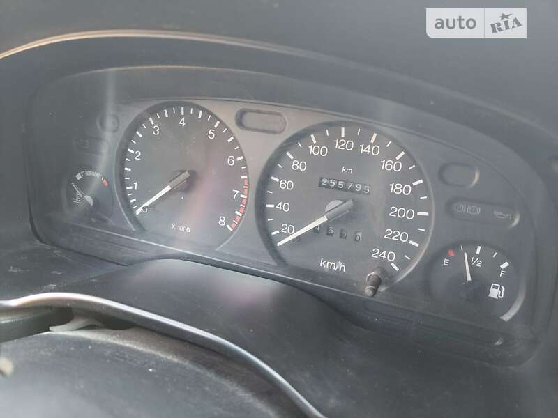 Ліфтбек Ford Mondeo 1995 в Гайсину
