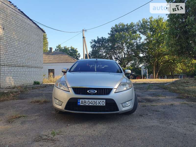 Лифтбек Ford Mondeo 2008 в Песчанке