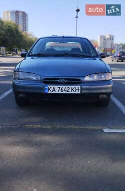 Седан Ford Mondeo 1993 в Броварах