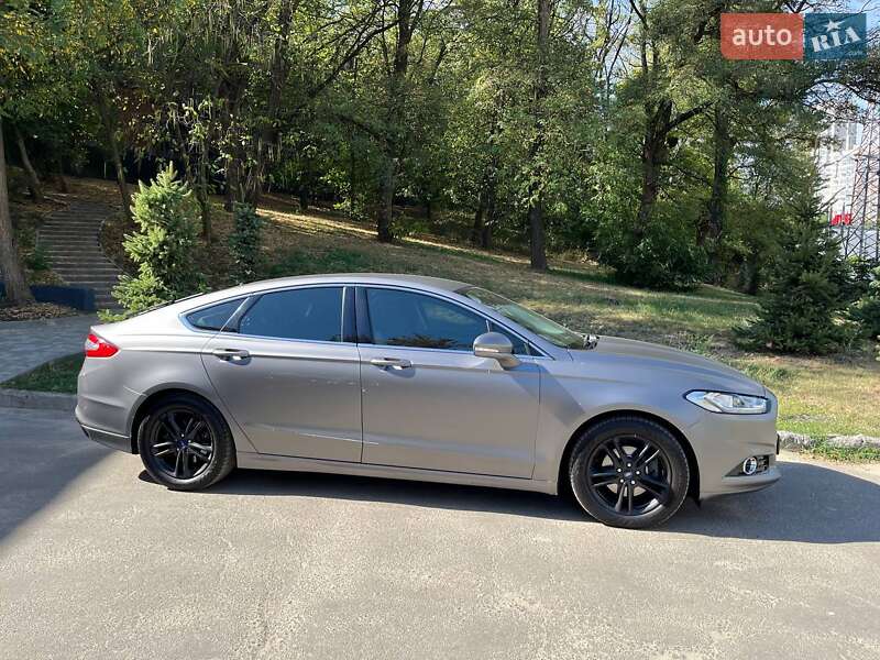 Лифтбек Ford Mondeo 2017 в Киеве