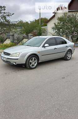 Лифтбек Ford Mondeo 2002 в Надворной