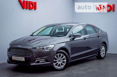 Седан Ford Mondeo 2018 в Києві