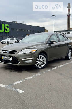 Седан Ford Mondeo 2013 в Киеве