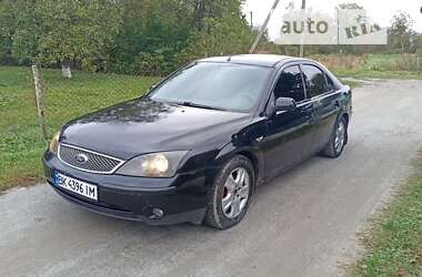 Лифтбек Ford Mondeo 2002 в Корце