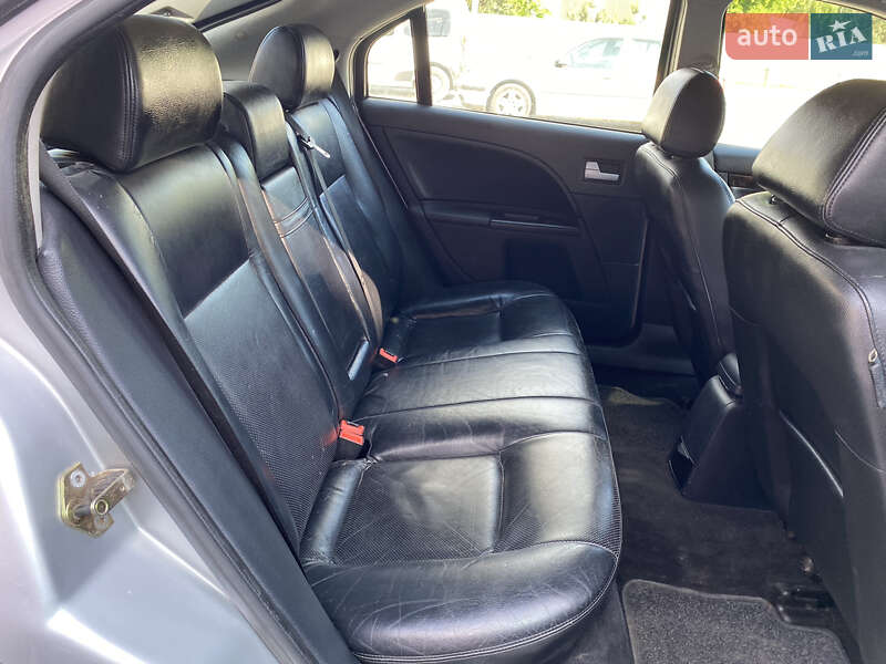 Ліфтбек Ford Mondeo 2001 в Луцьку