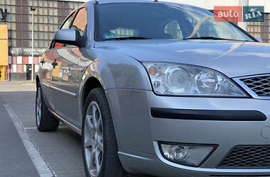 Лифтбек Ford Mondeo 2001 в Луцке