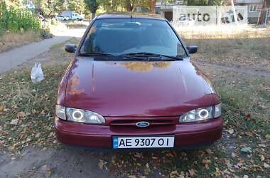 Ліфтбек Ford Mondeo 1994 в Павлограді