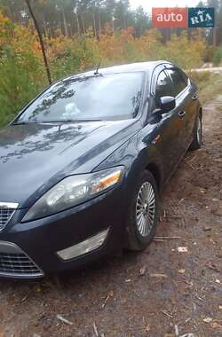 Лифтбек Ford Mondeo 2009 в 