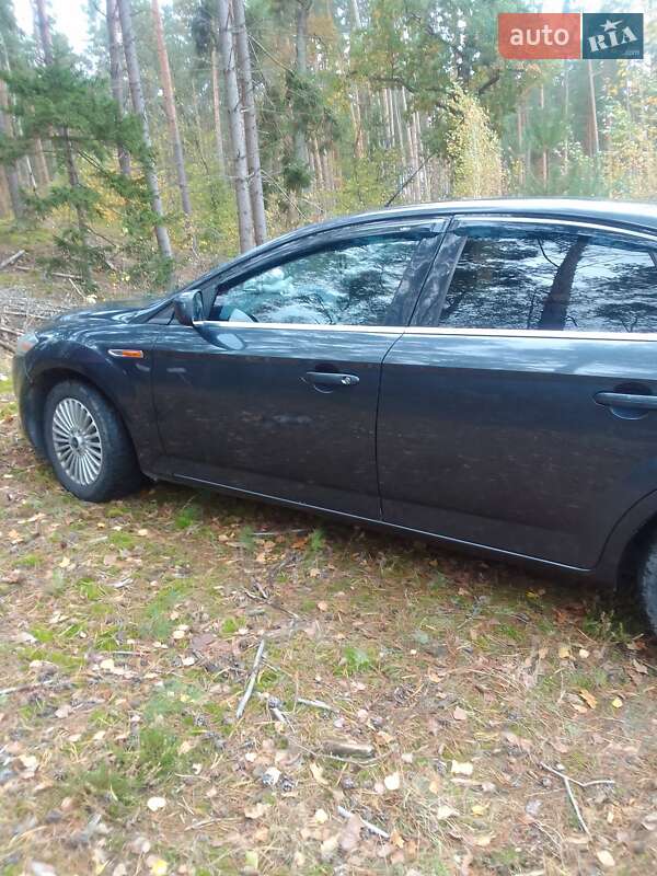 Ліфтбек Ford Mondeo 2009 в Славуті