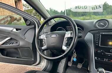 Универсал Ford Mondeo 2011 в Долине