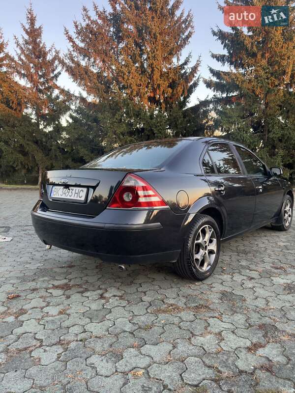 Седан Ford Mondeo 2005 в Дубні