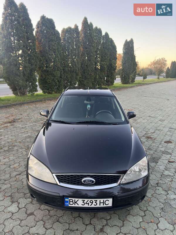 Седан Ford Mondeo 2005 в Дубні