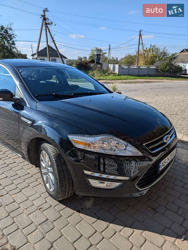 Седан Ford Mondeo 2011 в Виннице