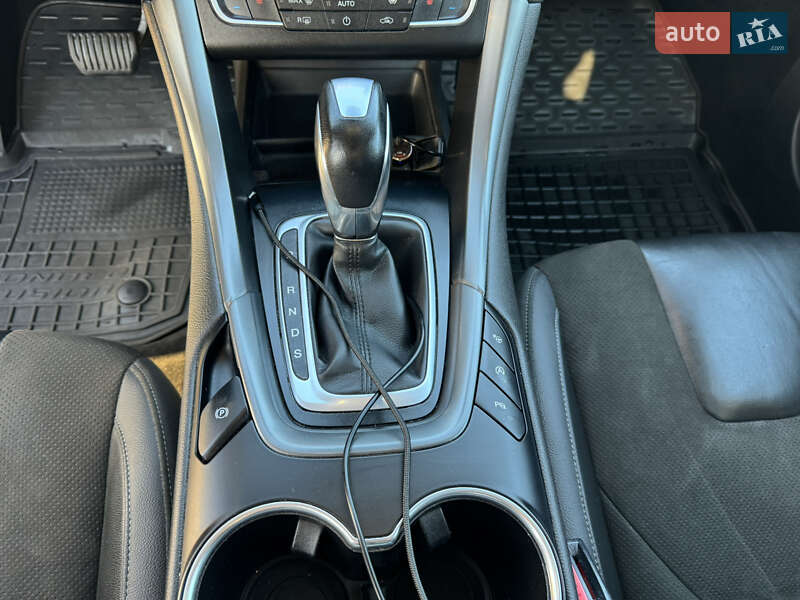 Лифтбек Ford Mondeo 2018 в Киеве