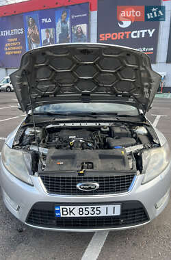 Универсал Ford Mondeo 2010 в Ровно