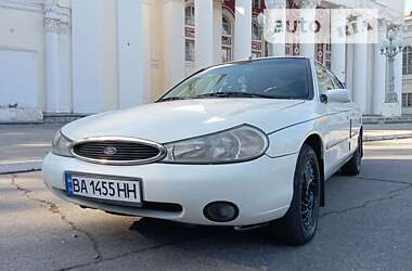 Седан Ford Mondeo 1998 в Желтых Водах