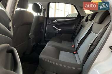 Седан Ford Mondeo 2011 в Червонограде