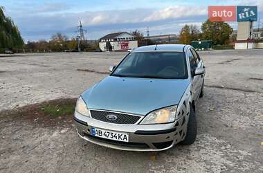 Лифтбек Ford Mondeo 2004 в 