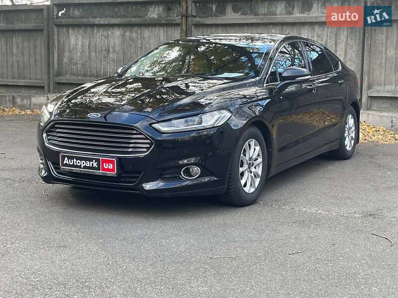 Седан Ford Mondeo 2015 в Києві