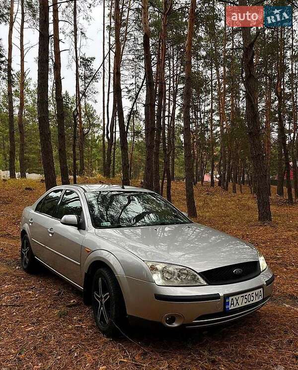 Седан Ford Mondeo 2001 в Змиеве