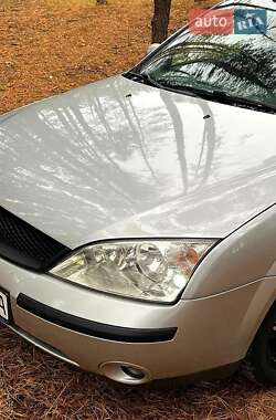 Седан Ford Mondeo 2001 в Змиеве