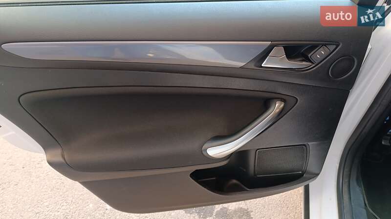 Седан Ford Mondeo 2012 в Одессе фото 28 Седан Ford Mondeo 2012 в Одессе