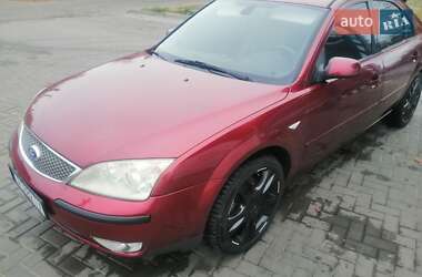 Лифтбек Ford Mondeo 2003 в Золотоноше