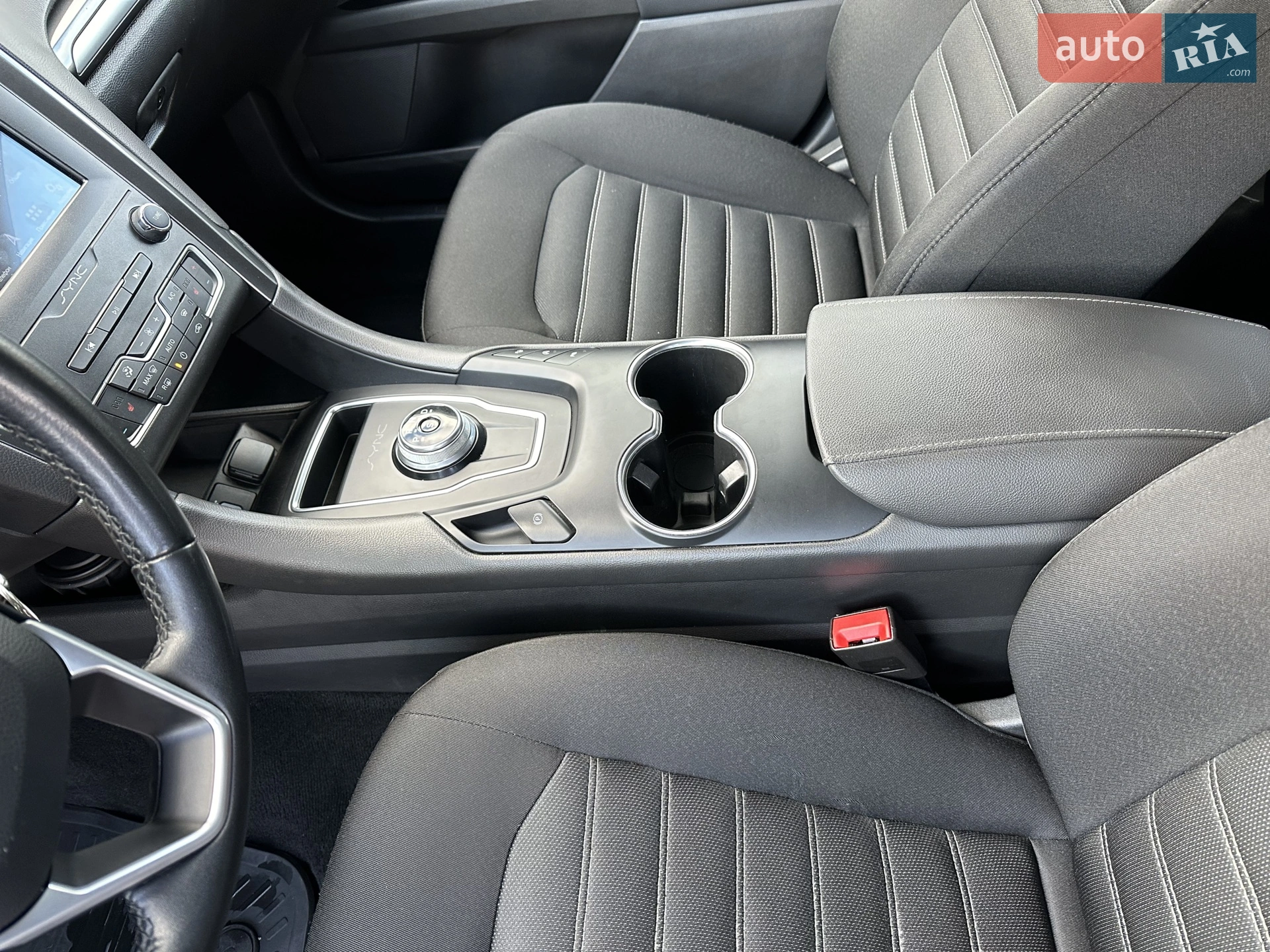 2019 Ford Mondeo - мініатюра 22