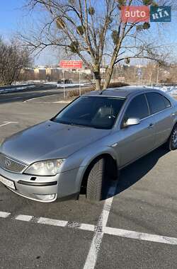 Лифтбек Ford Mondeo 2006 в Гостомеле