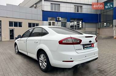 Седан Ford Mondeo 2012 в Одесі