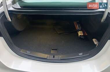 Седан Ford Mondeo 2015 в 
