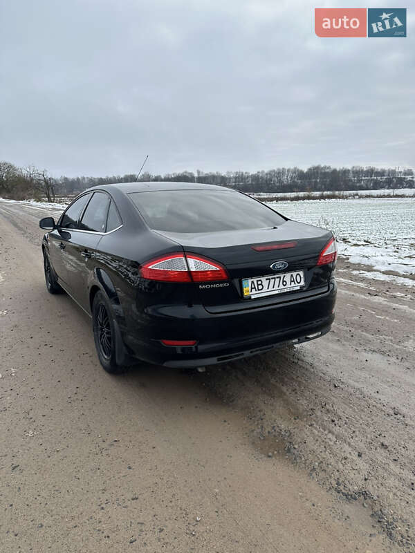 Седан Ford Mondeo 2007 в Селищі