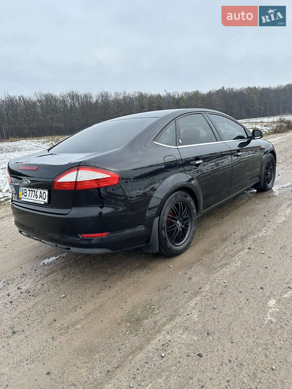 Седан Ford Mondeo 2007 в Селищі