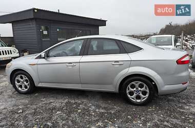 Седан Ford Mondeo 2010 в Ровно