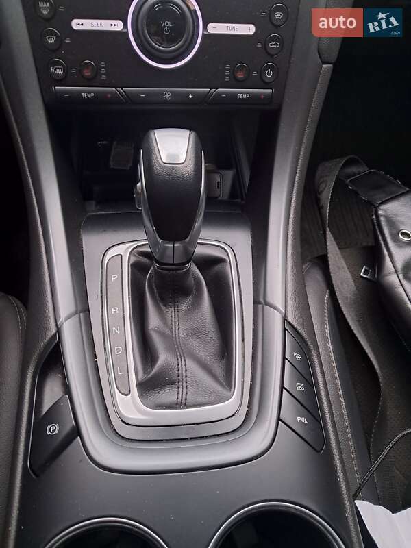 Лифтбек Ford Mondeo 2017 в Киеве