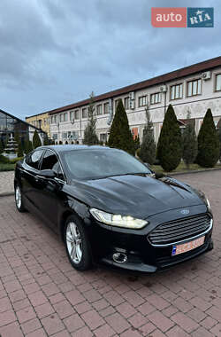 Седан Ford Mondeo 2015 в Стрию