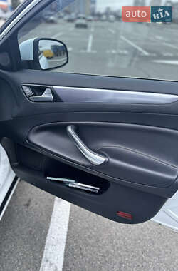 Седан Ford Mondeo 2012 в 